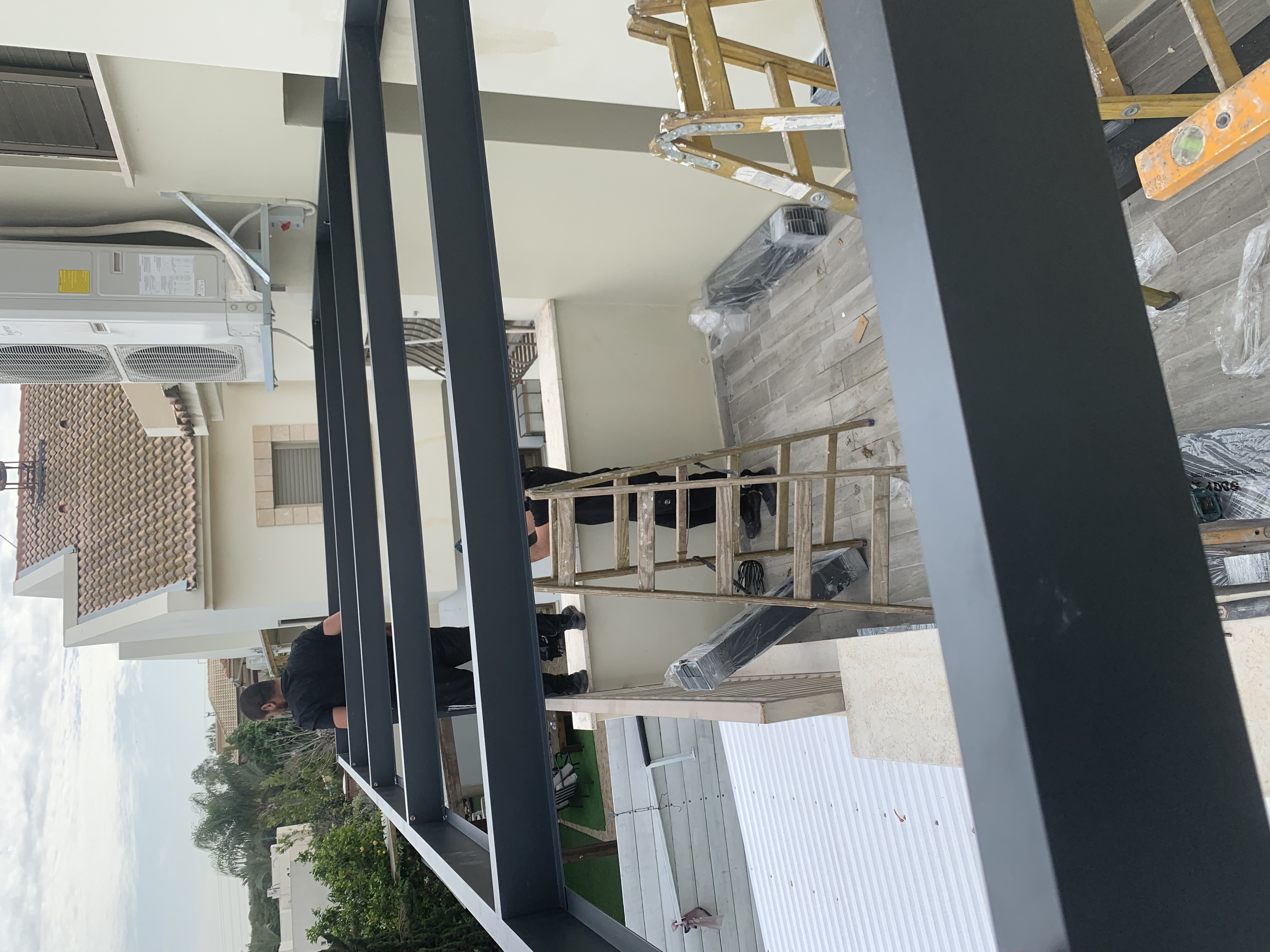 ‏עבודות פרגולות אלומיניום