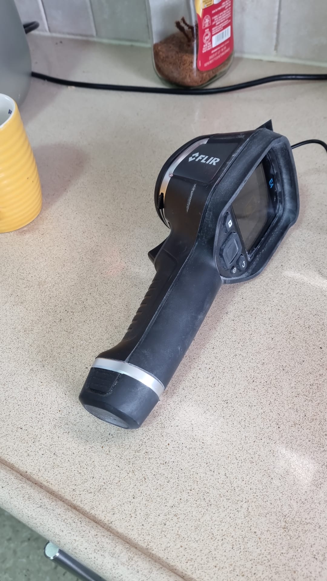 איתור נזילה