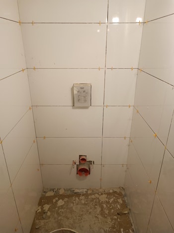 שיפוץ מקלחונים ובתי שימוש הרצליה