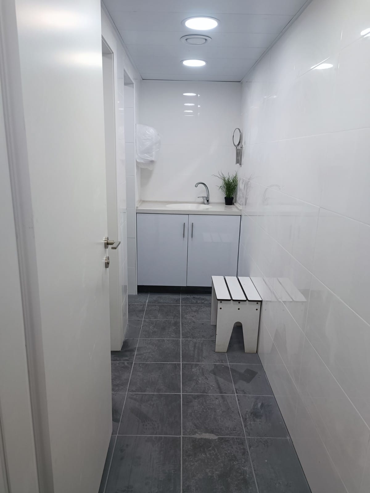 שיפוץ מקלחונים ובתי שימוש הרצליה