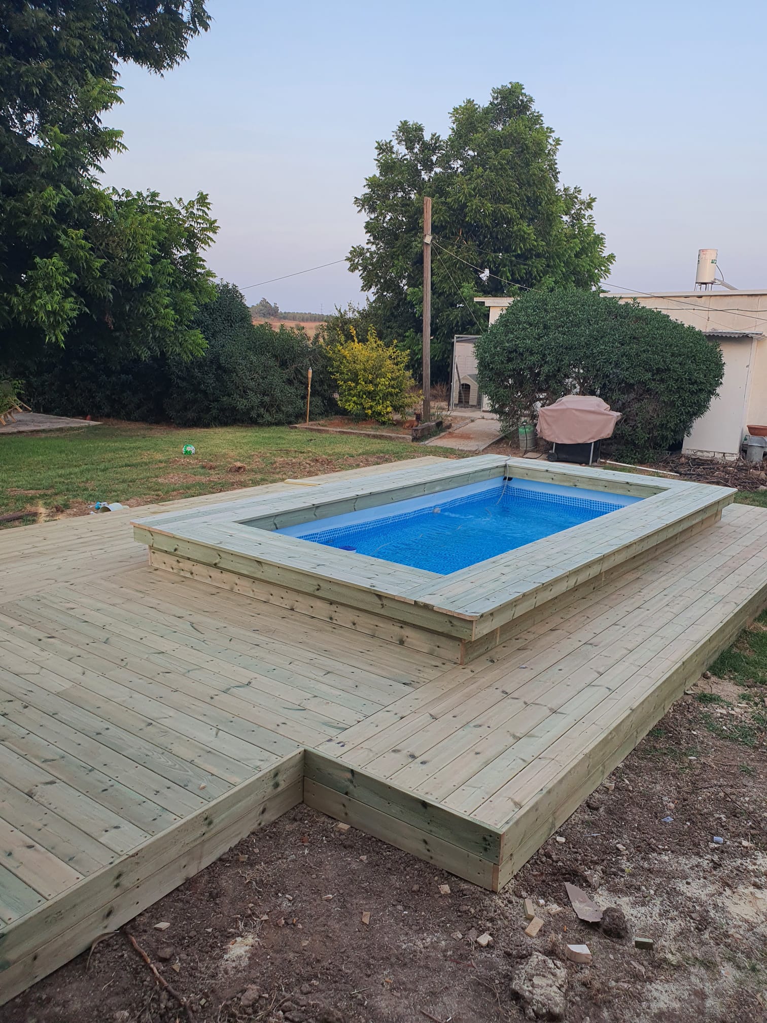 עבודות דקים