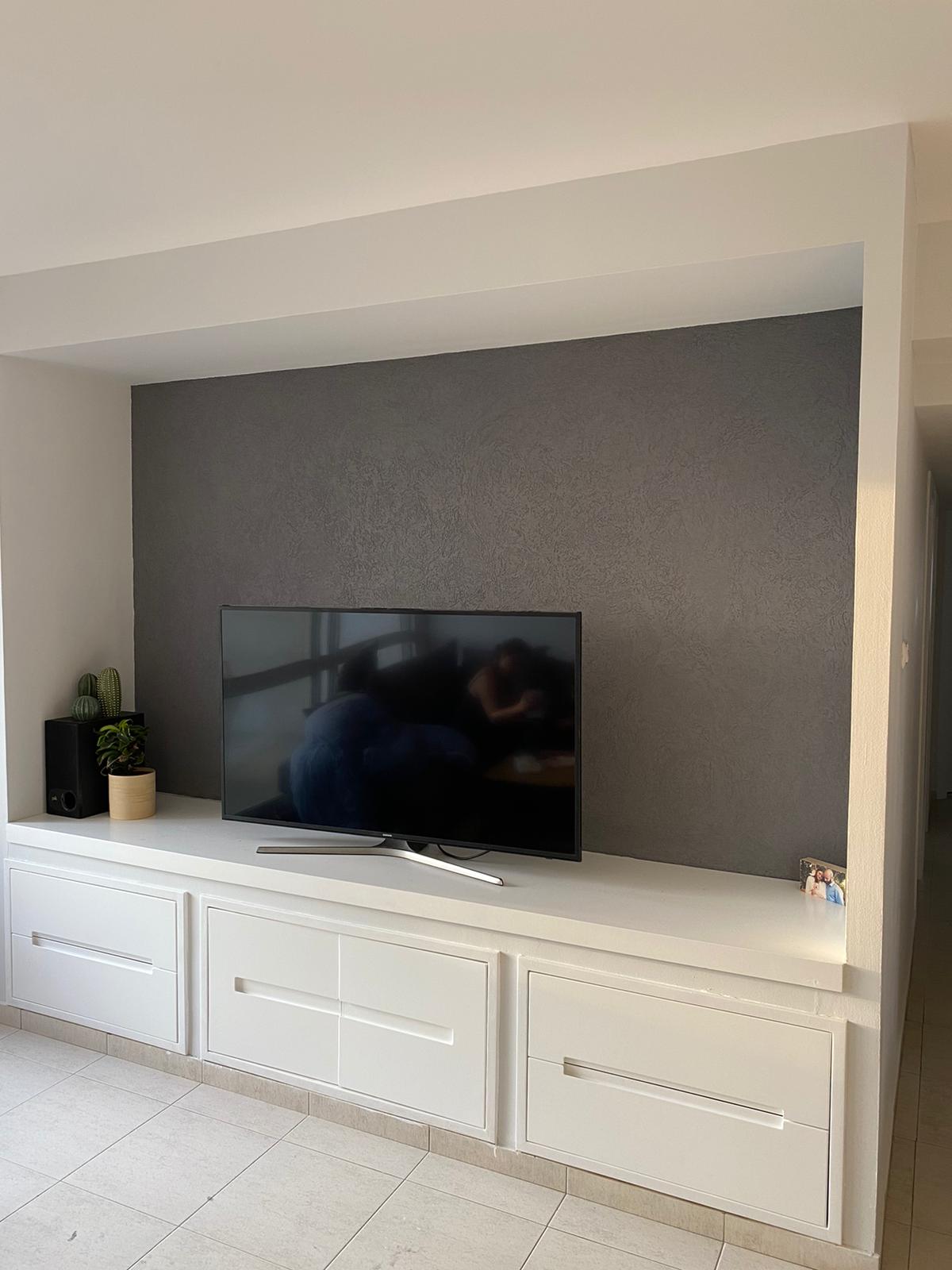 ריצוף וחיפויי קירות