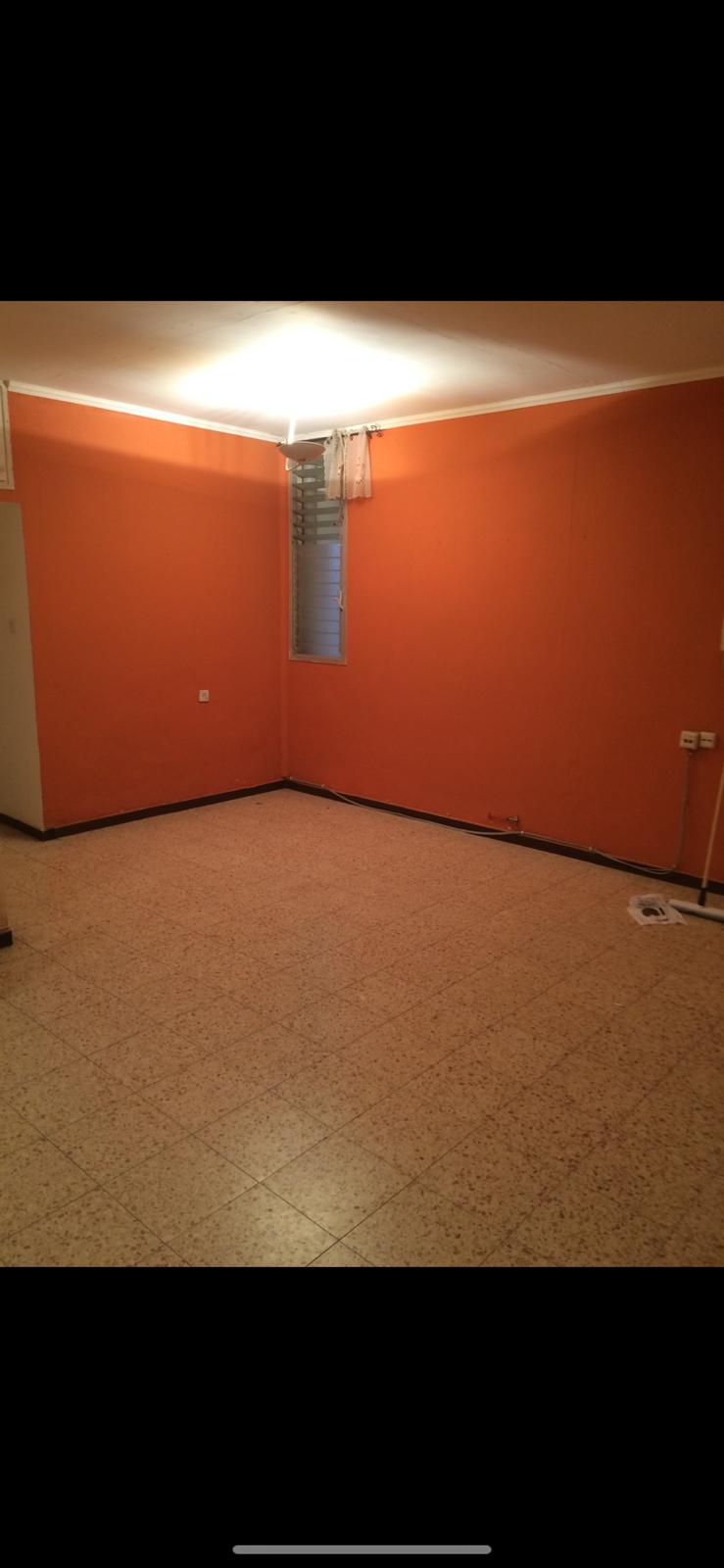 ריצוף וחיפויי קירות