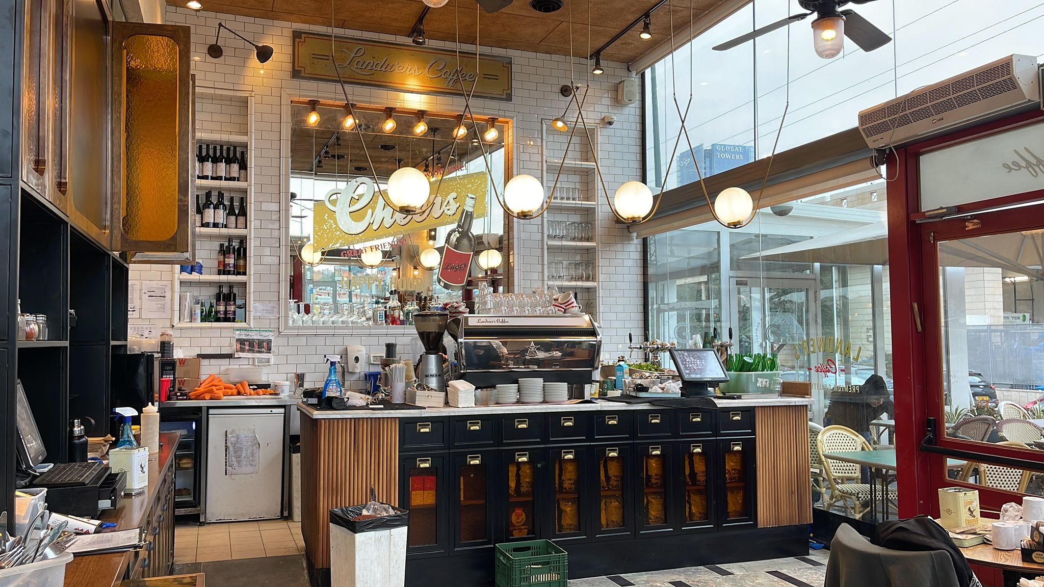 שיפוץ מסעדה