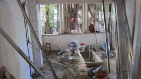 מבט מהכניסה [לפני]