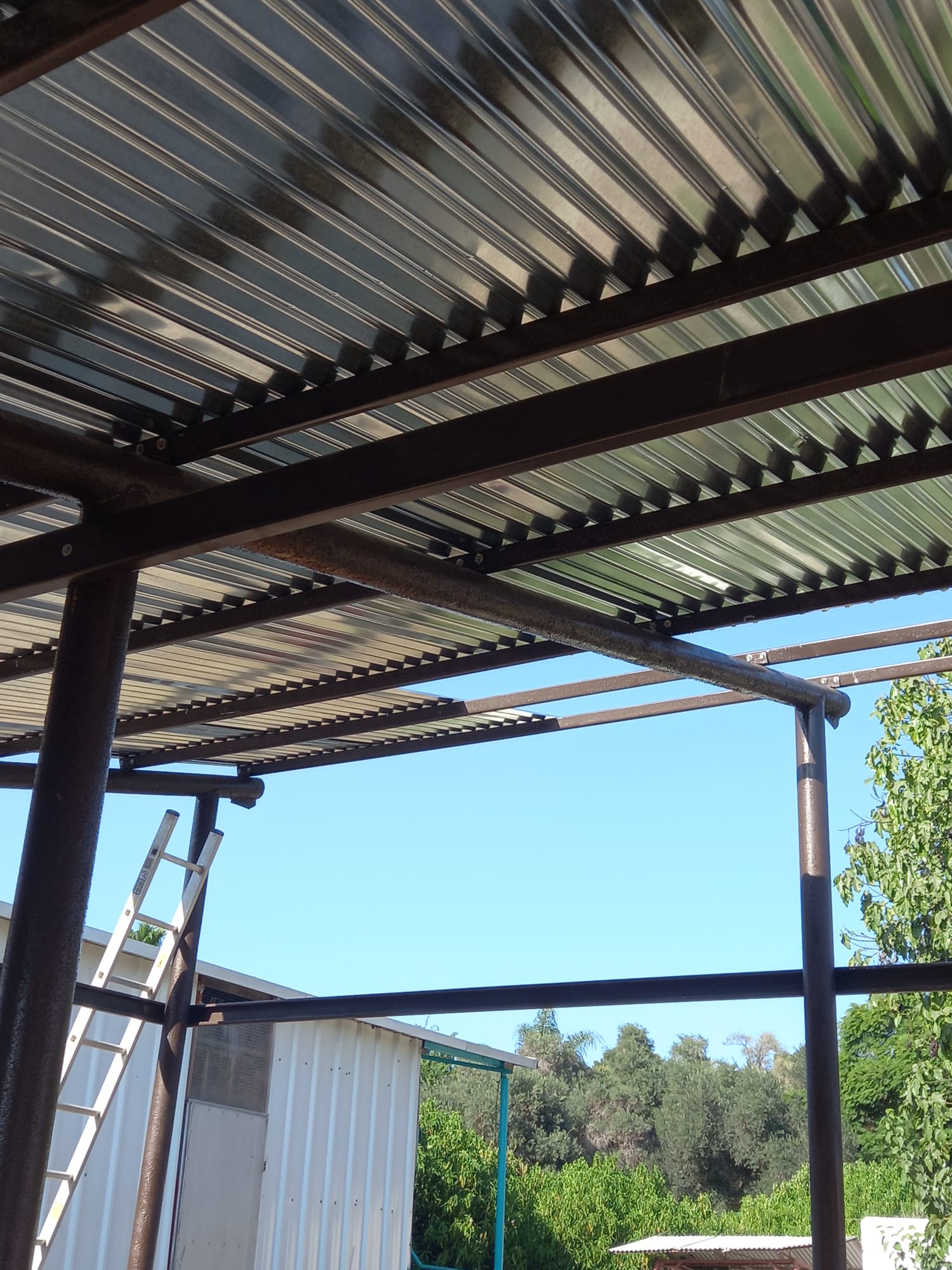 גגות מבנייה קלה