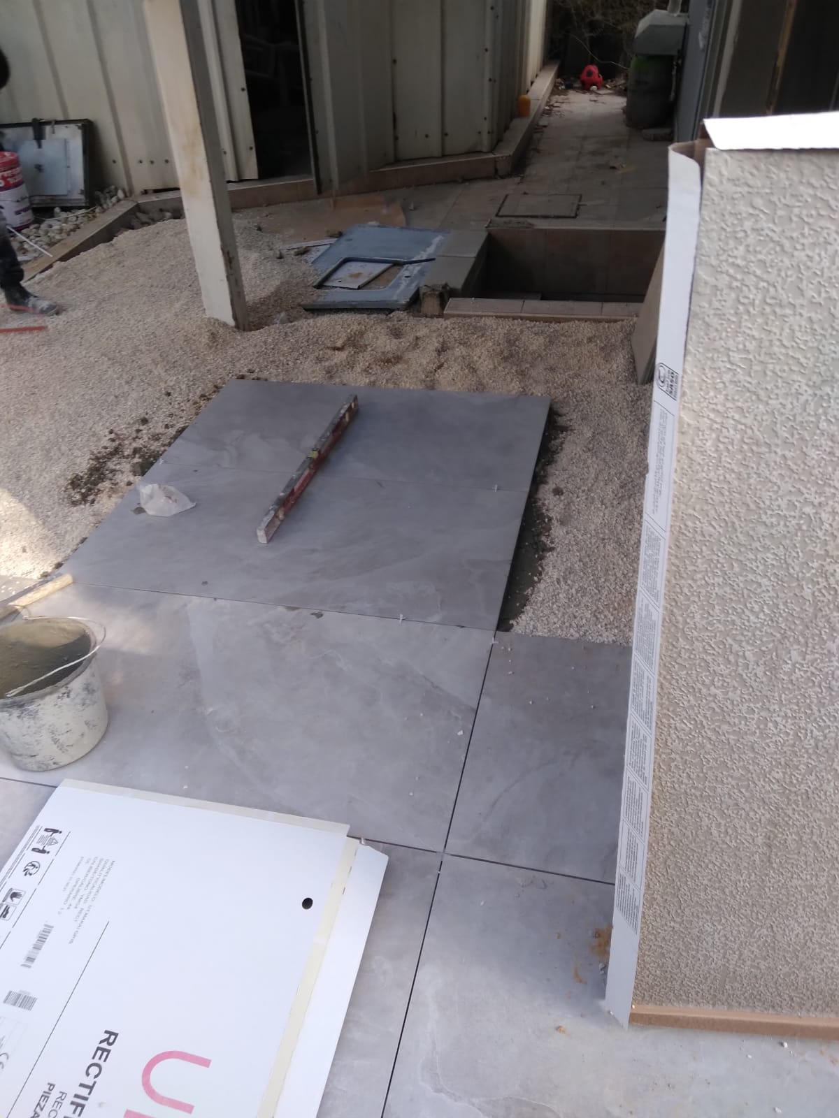 שיפוץ קומפלט בית פרטי , וחצר