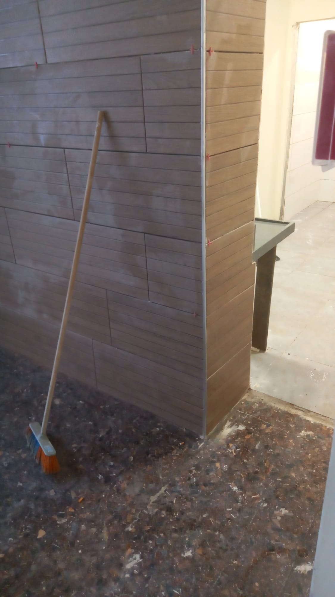 שיפוץ חדרי שירותים חדר אוכל קיבוץ דליה