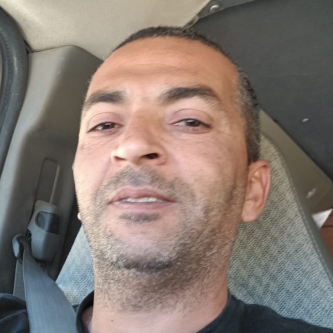 יעקב תשובה - אינסטלטור , תמונת פנים