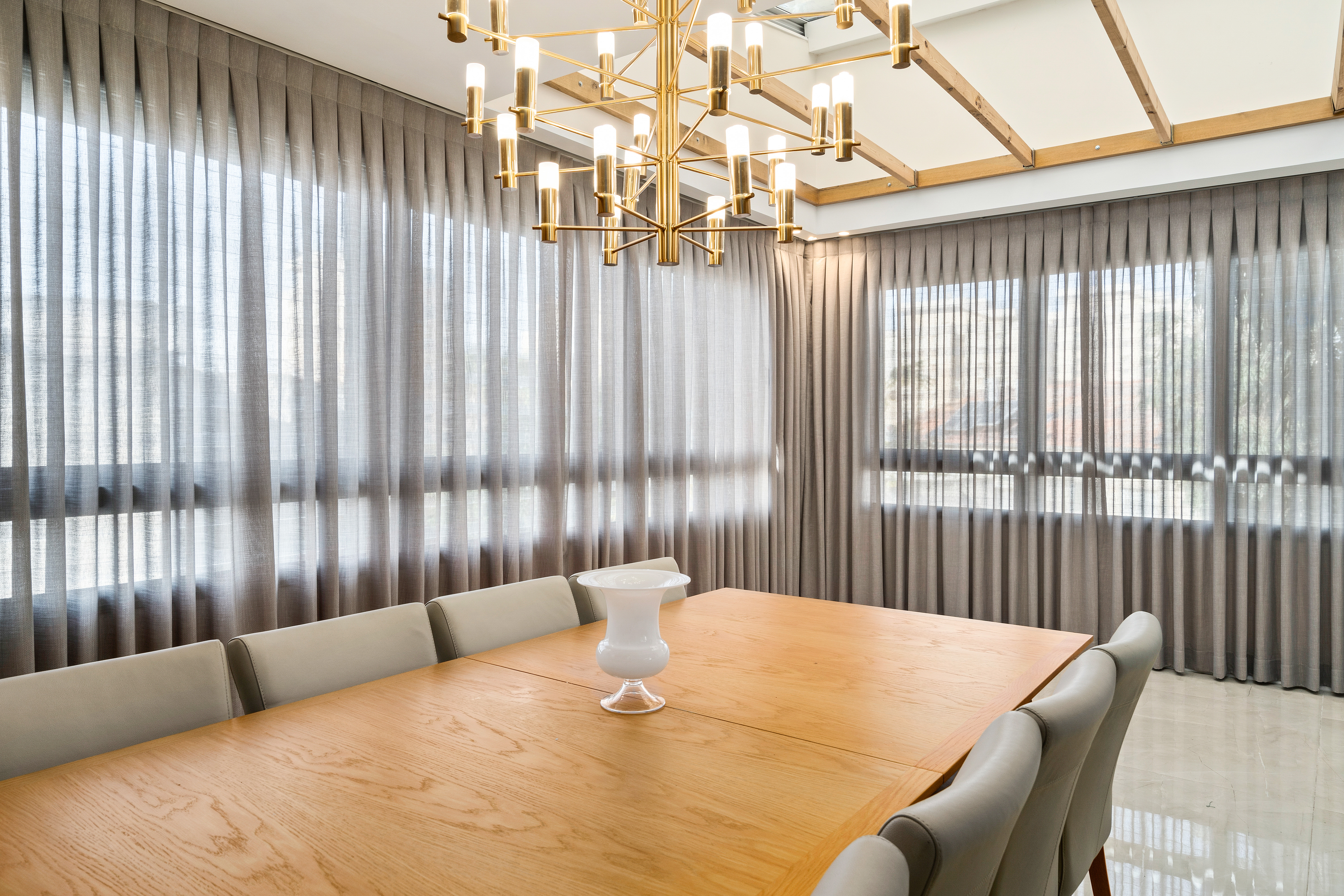 וילונות בתפירה אישית