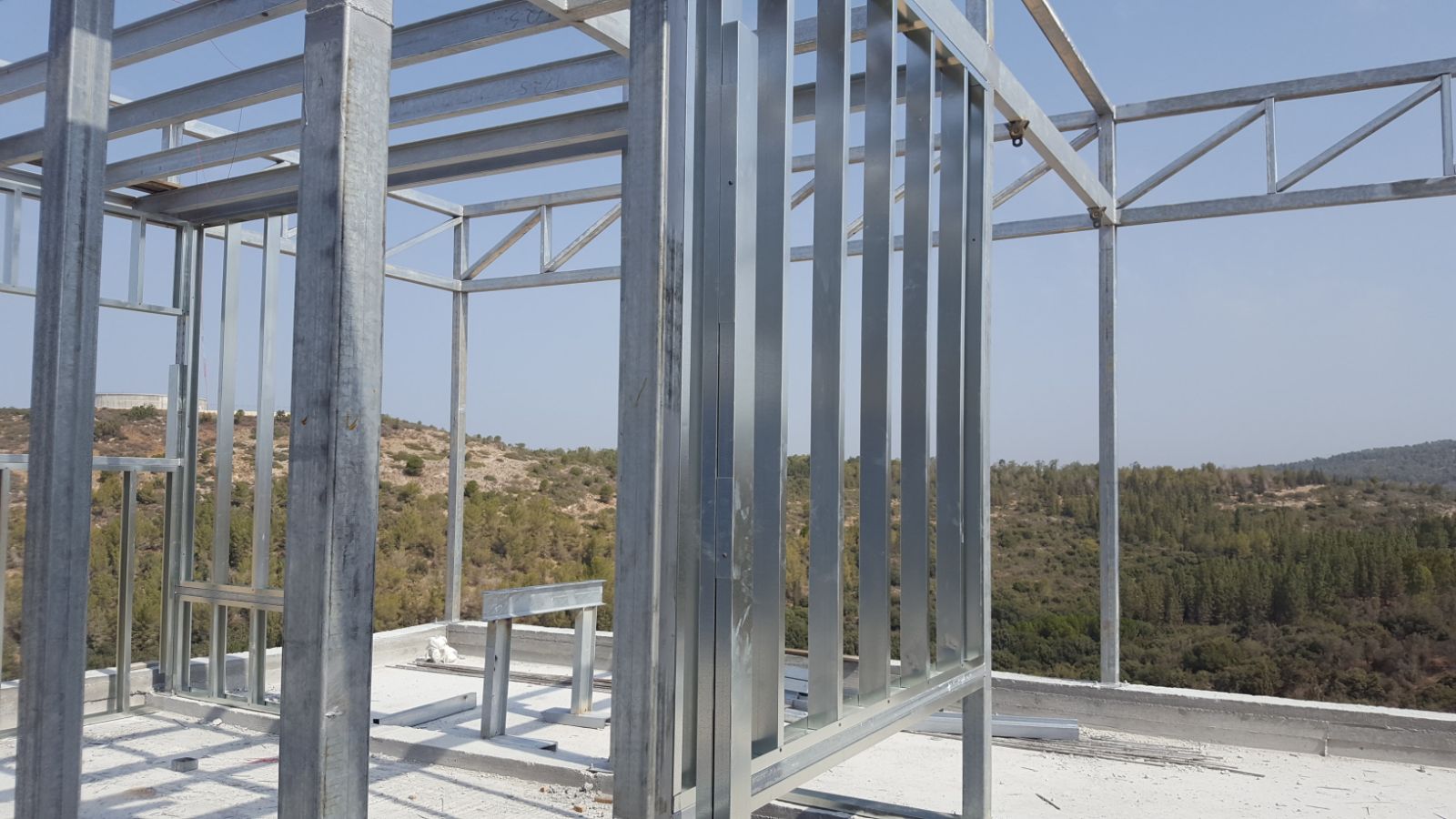 עבודות בניה ירוקה כבניה מתקדמת-שלבים