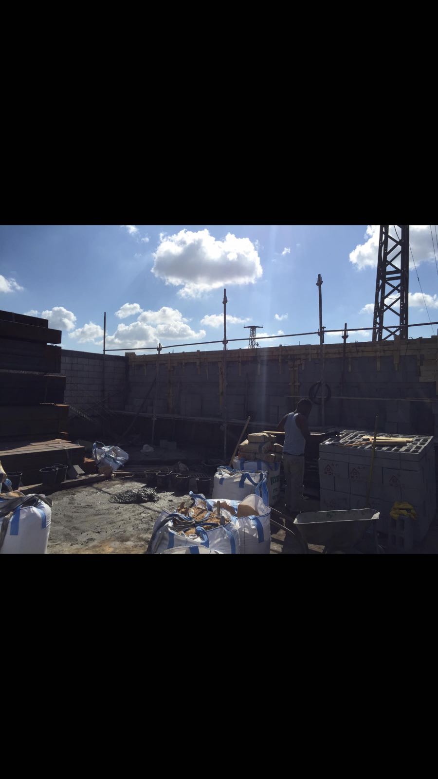 בניית חומה מבלוקים