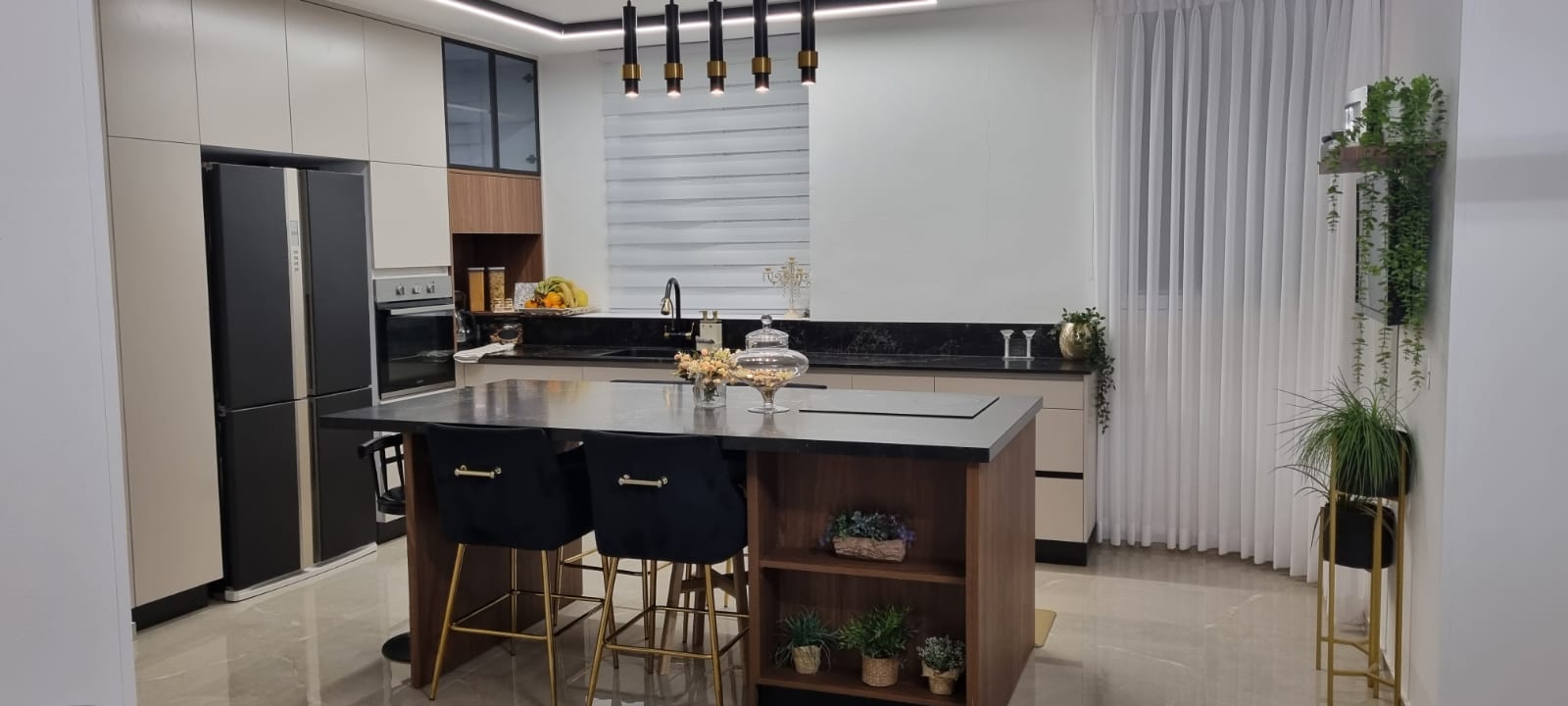 מגוון מטבחים בהתאמה אישית