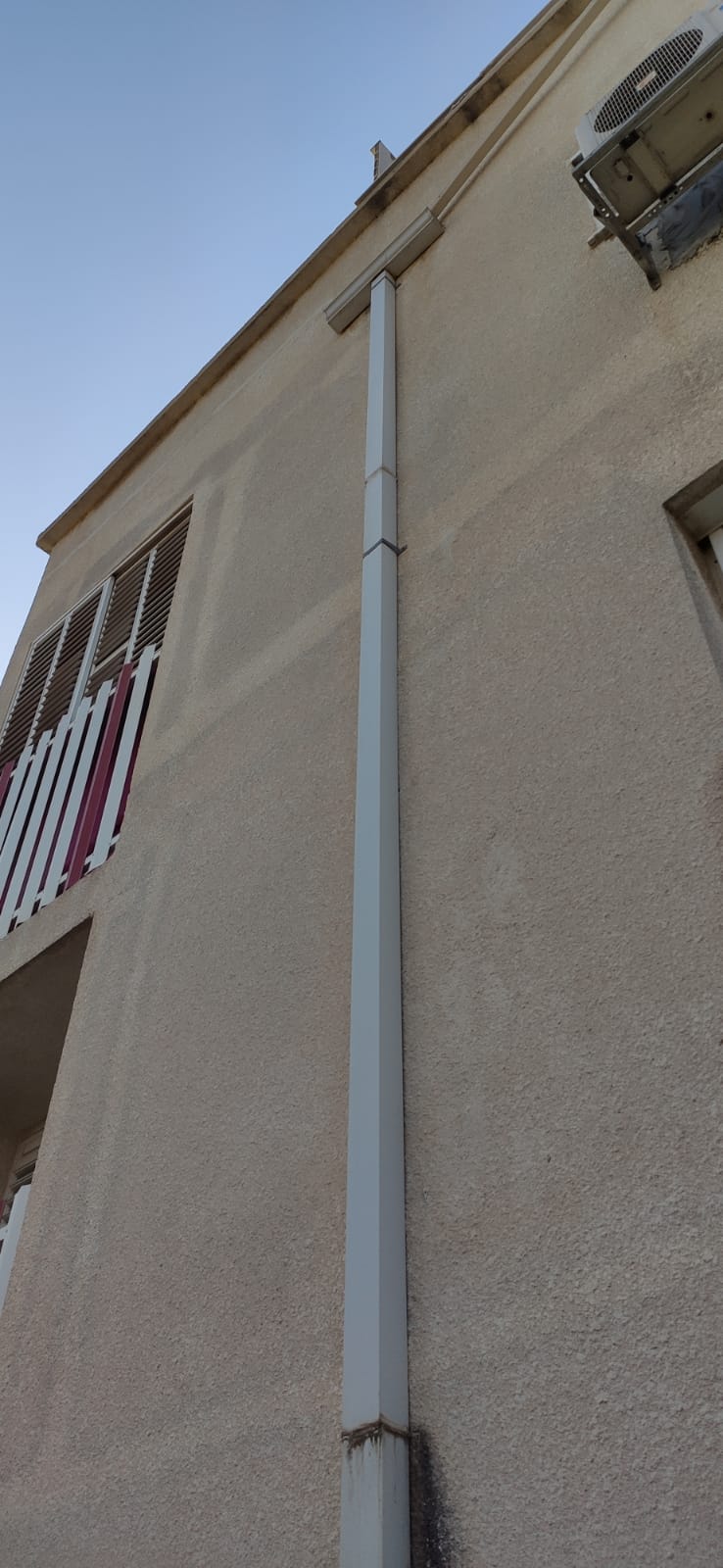 התקנה וניקוי מרזבים