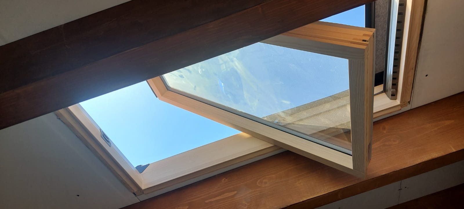 התקנת חלונות גג