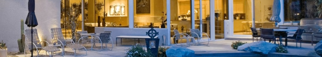 צילום מעבודה של אלום אגוד