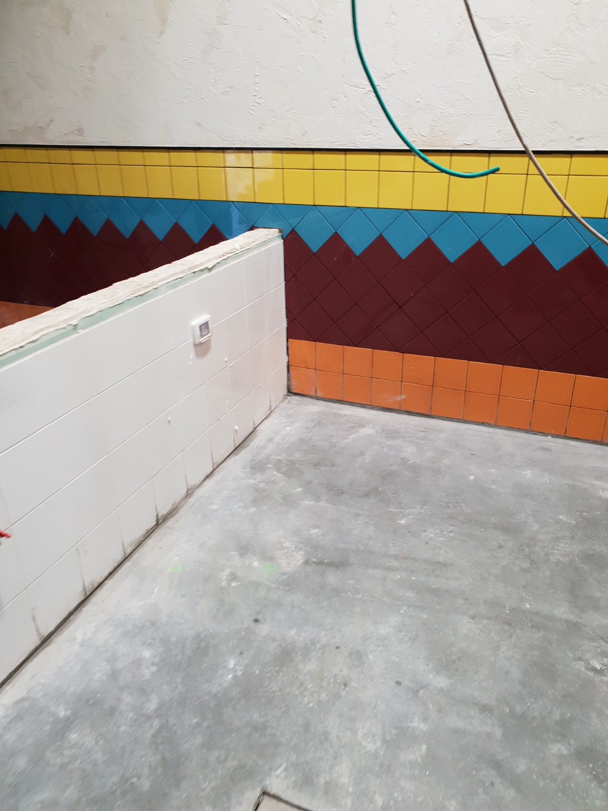 בניית מסעדה ושיפוץ בגינדי