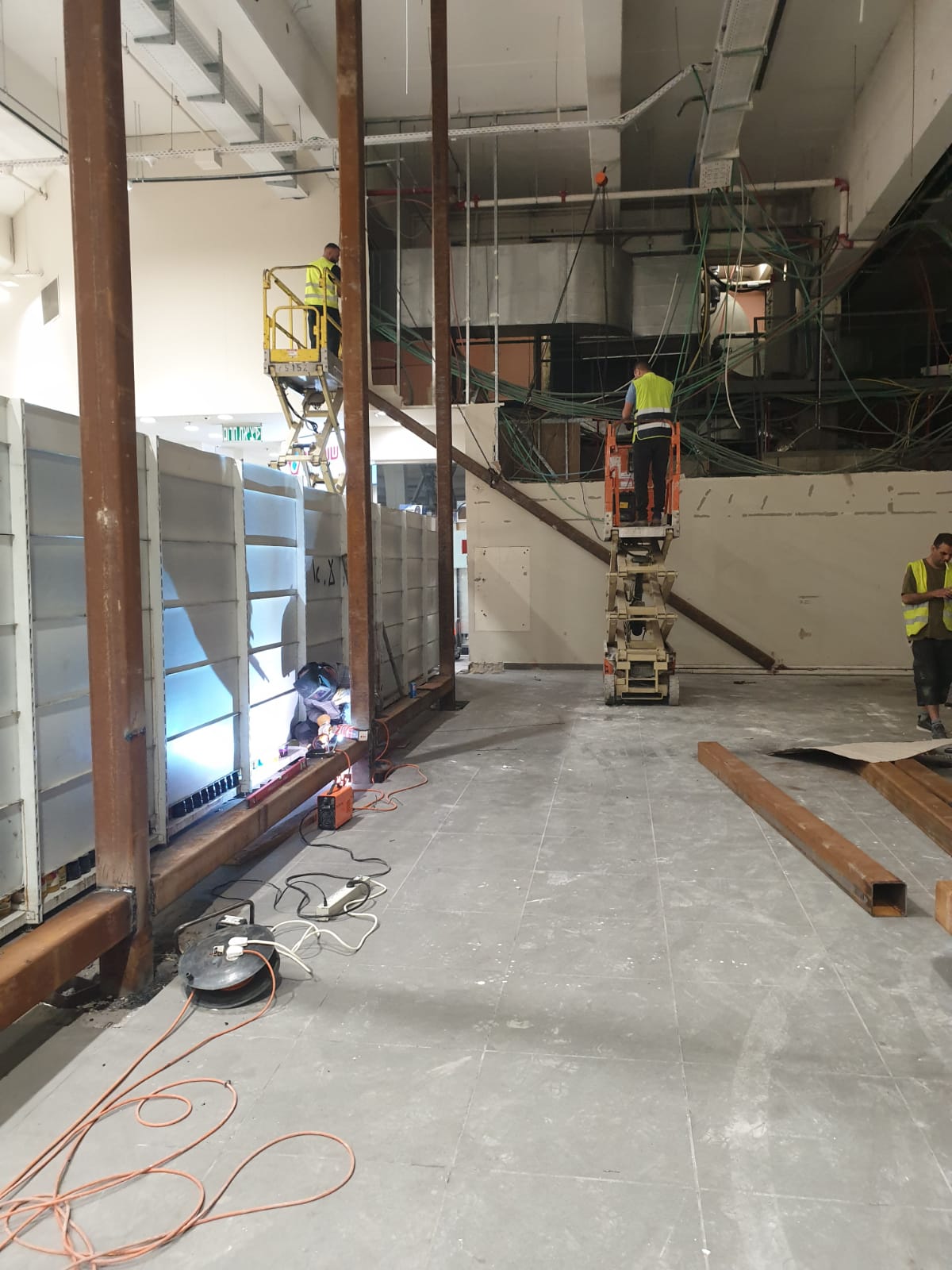 שיפוץ בשופרסל יהוד