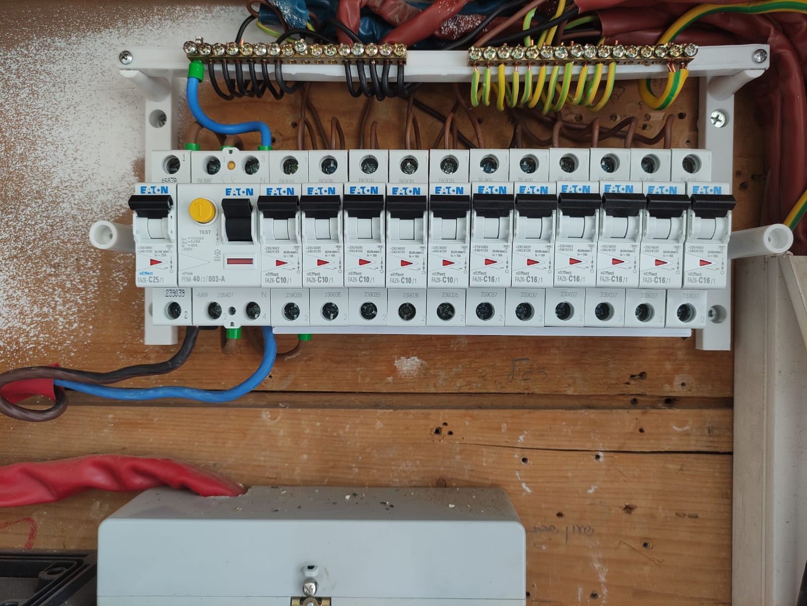 עבודות חשמל