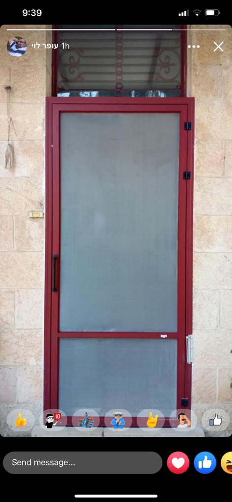 דלתות כניסה