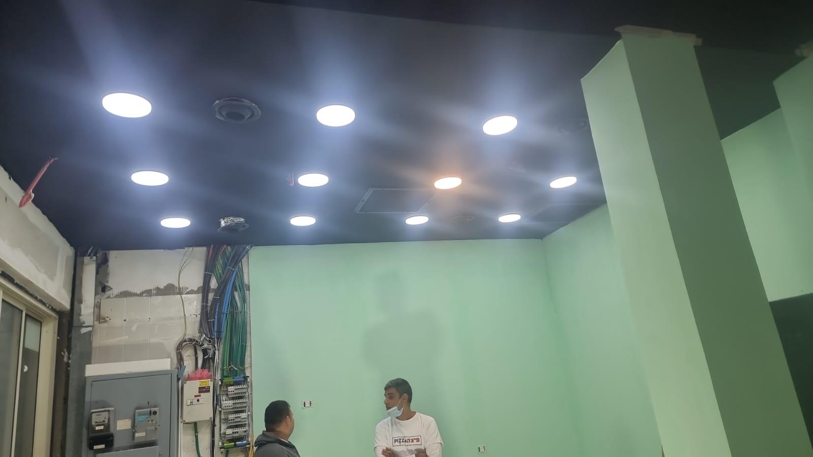 שיפוץ והקמת עסק חנות 120 מ"ר