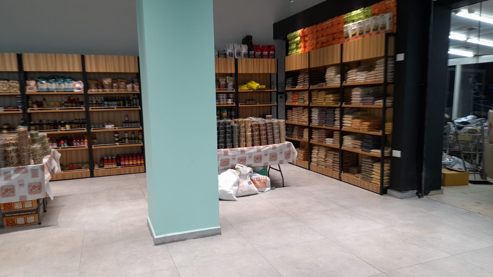 שיפוץ והקמת עסק חנות 120 מ"ר