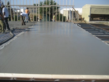 בניית בית מעץ