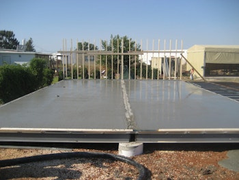 בניית בית מעץ