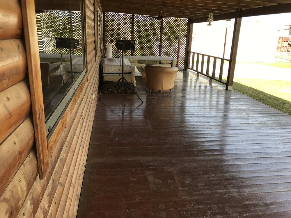 בניית בית מעץ