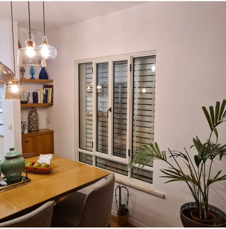 חלונות, חלונות מיוחדים