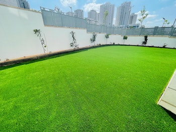 הקמת גינה , כולל מערכת השקיה ותאורה