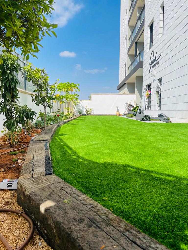 הקמת גינה , כולל מערכת השקיה ותאורה