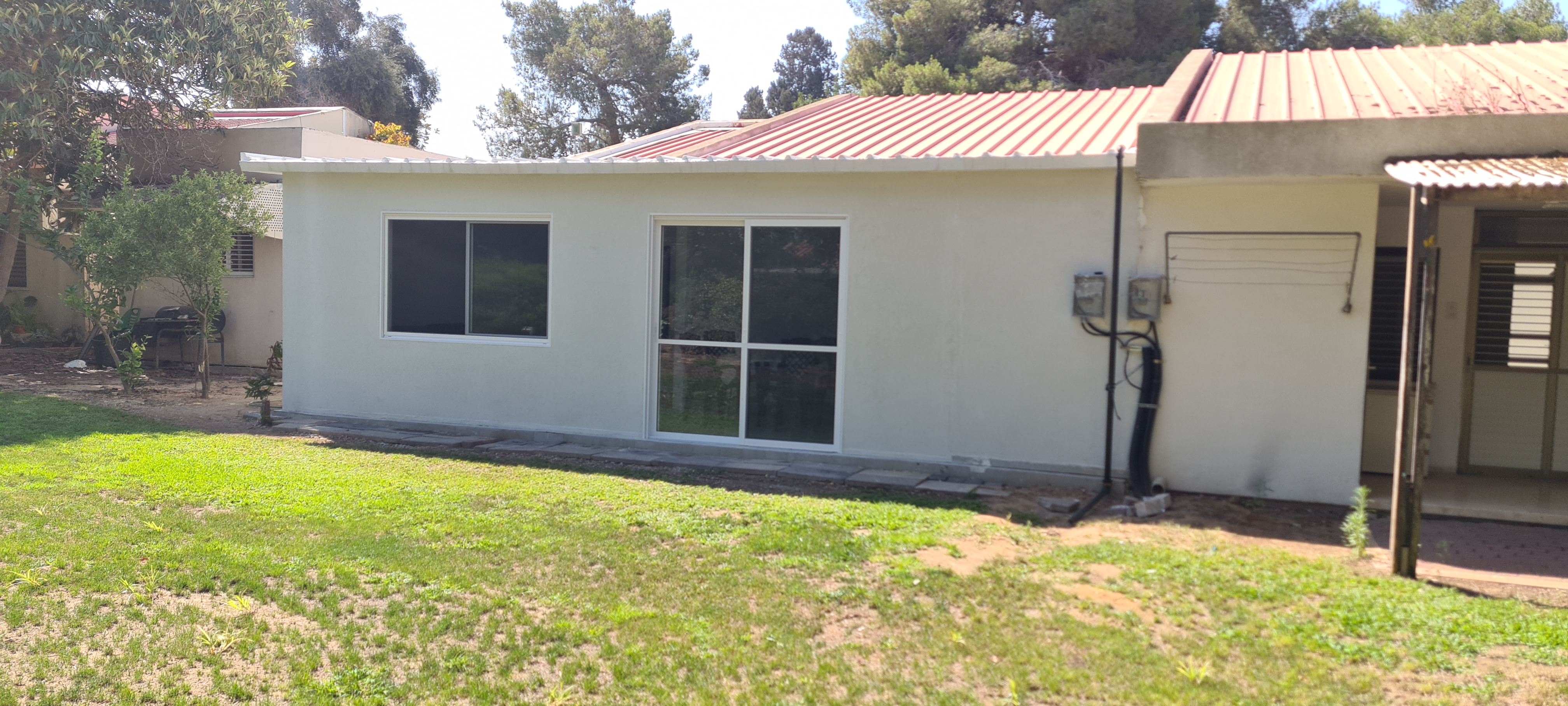 בניית פנל מבודד וגבס לפני ואחרי