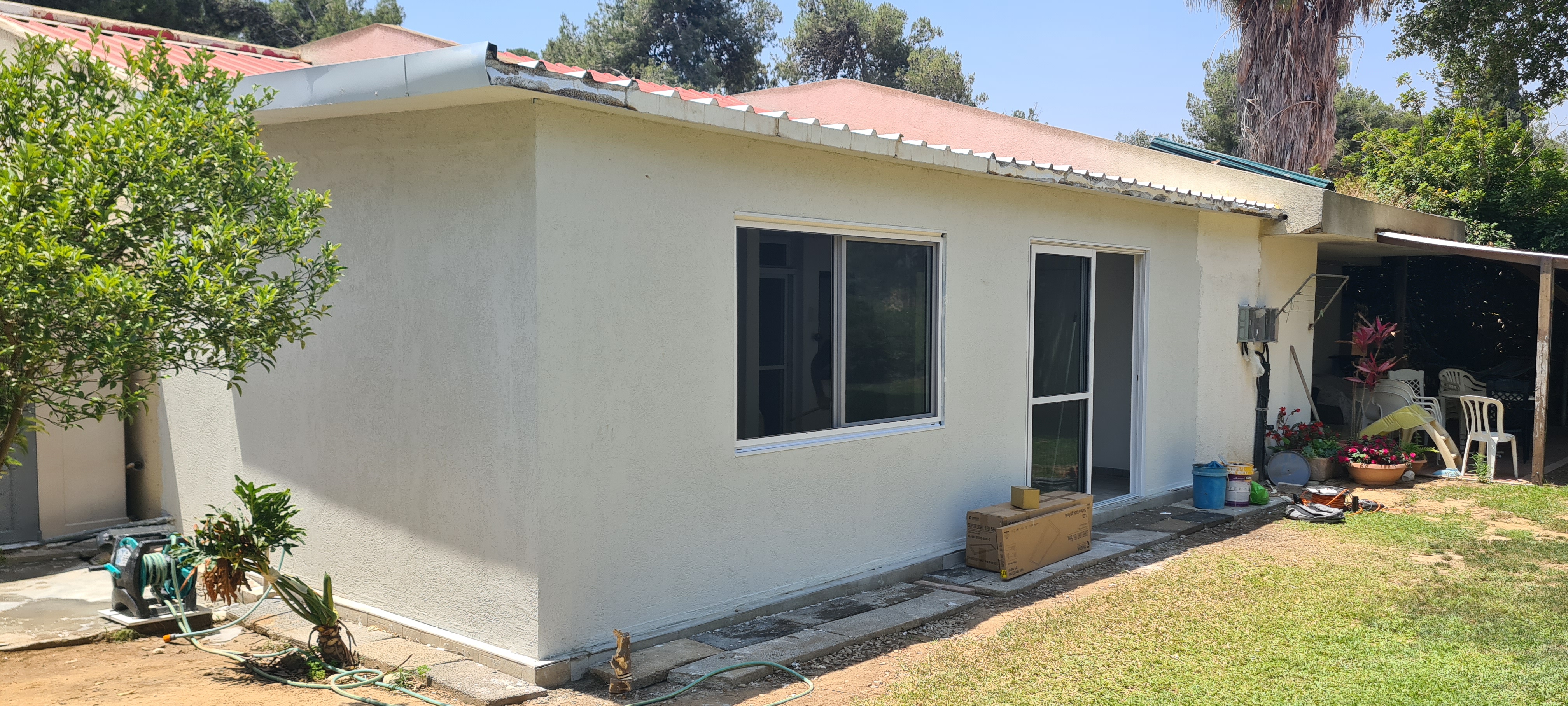 בניית פנל מבודד וגבס לפני ואחרי