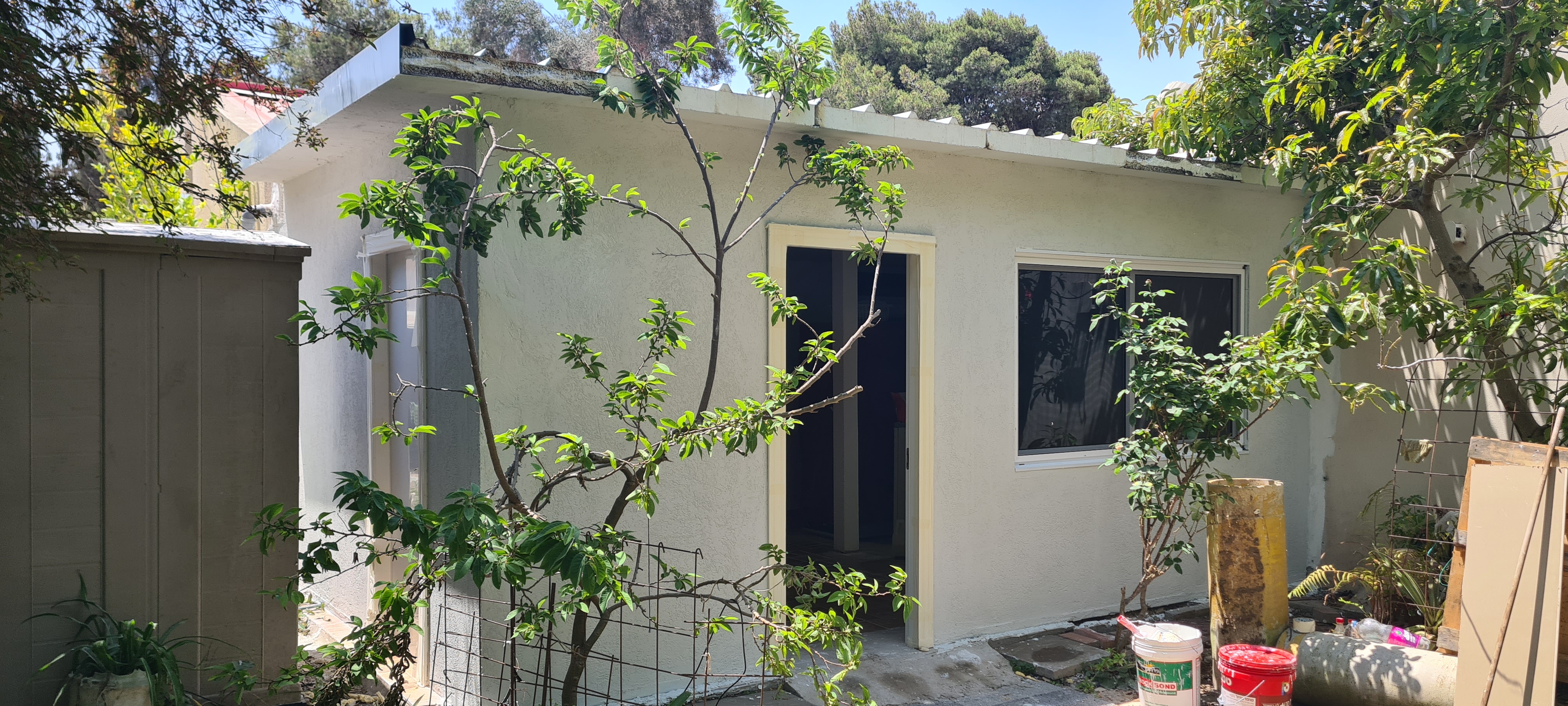 בניית פנל מבודד וגבס לפני ואחרי