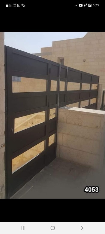 דלתות כניסה