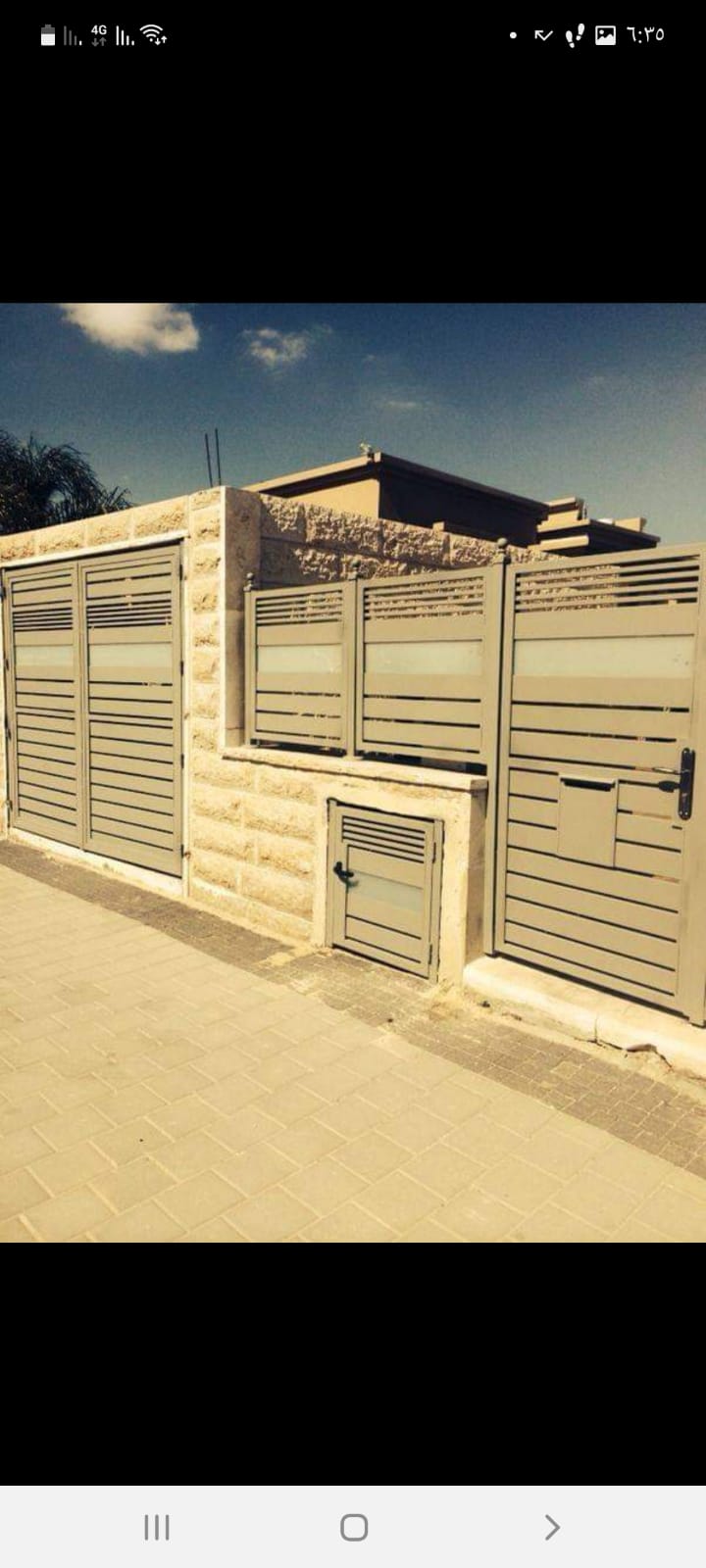 דלתות כניסה