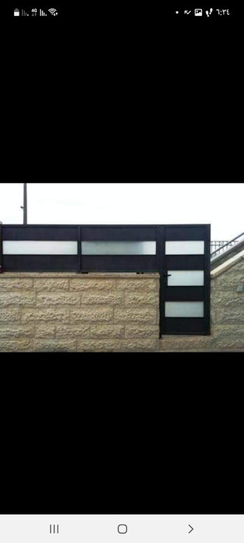 דלתות כניסה