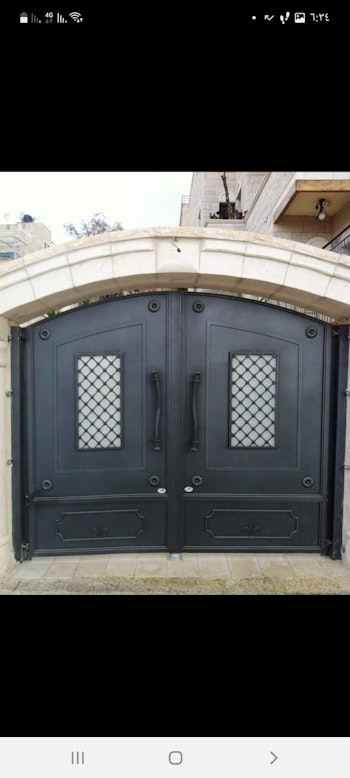 דלתות כניסה