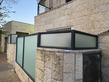 אלומיניום ותריסים