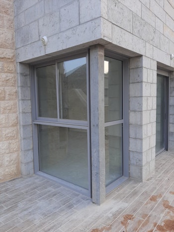 אלומיניום ותריסים