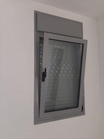 אלומיניום ותריסים