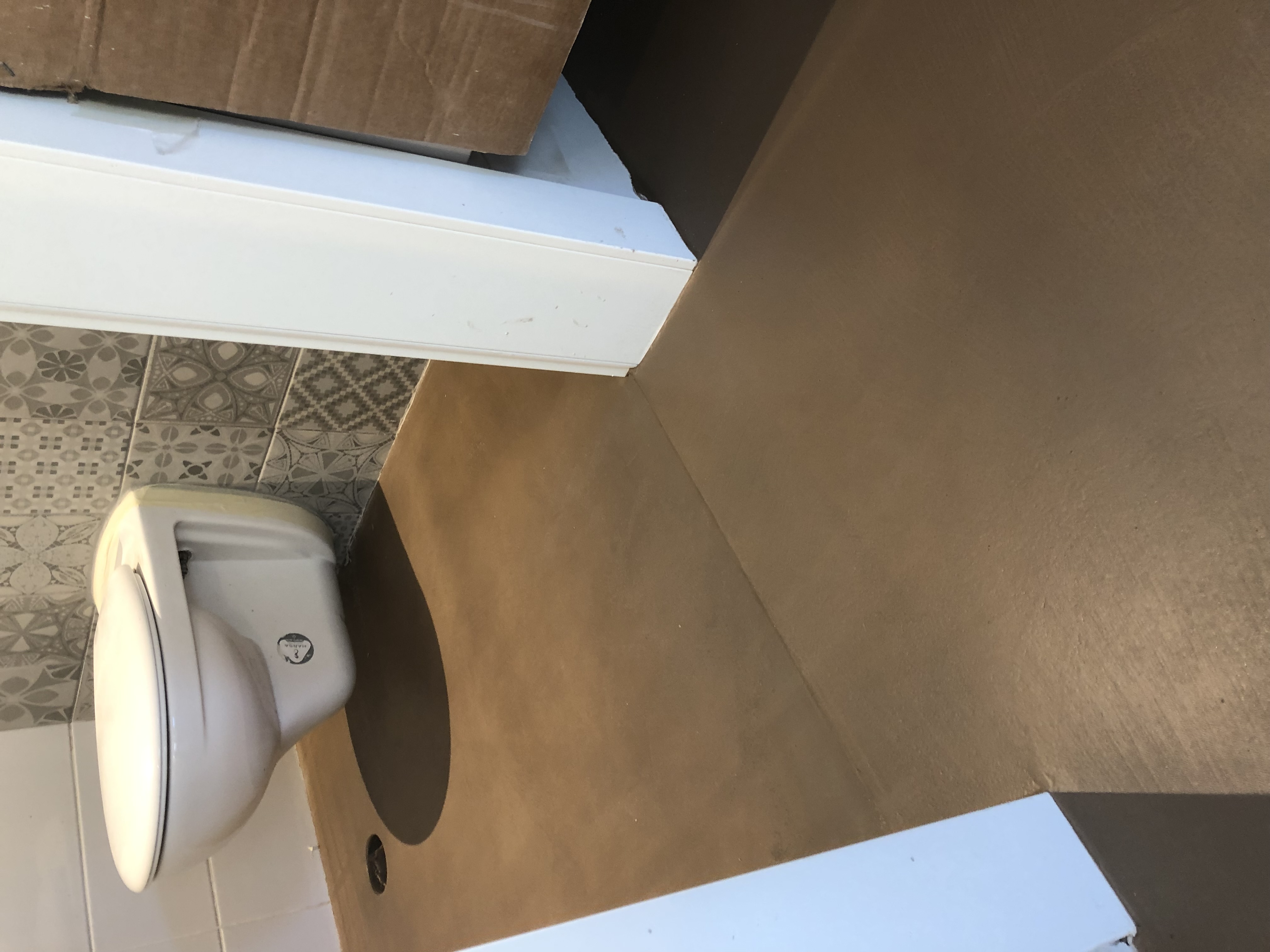 מיקרוטופינג גוון חום לפני ואחרי.