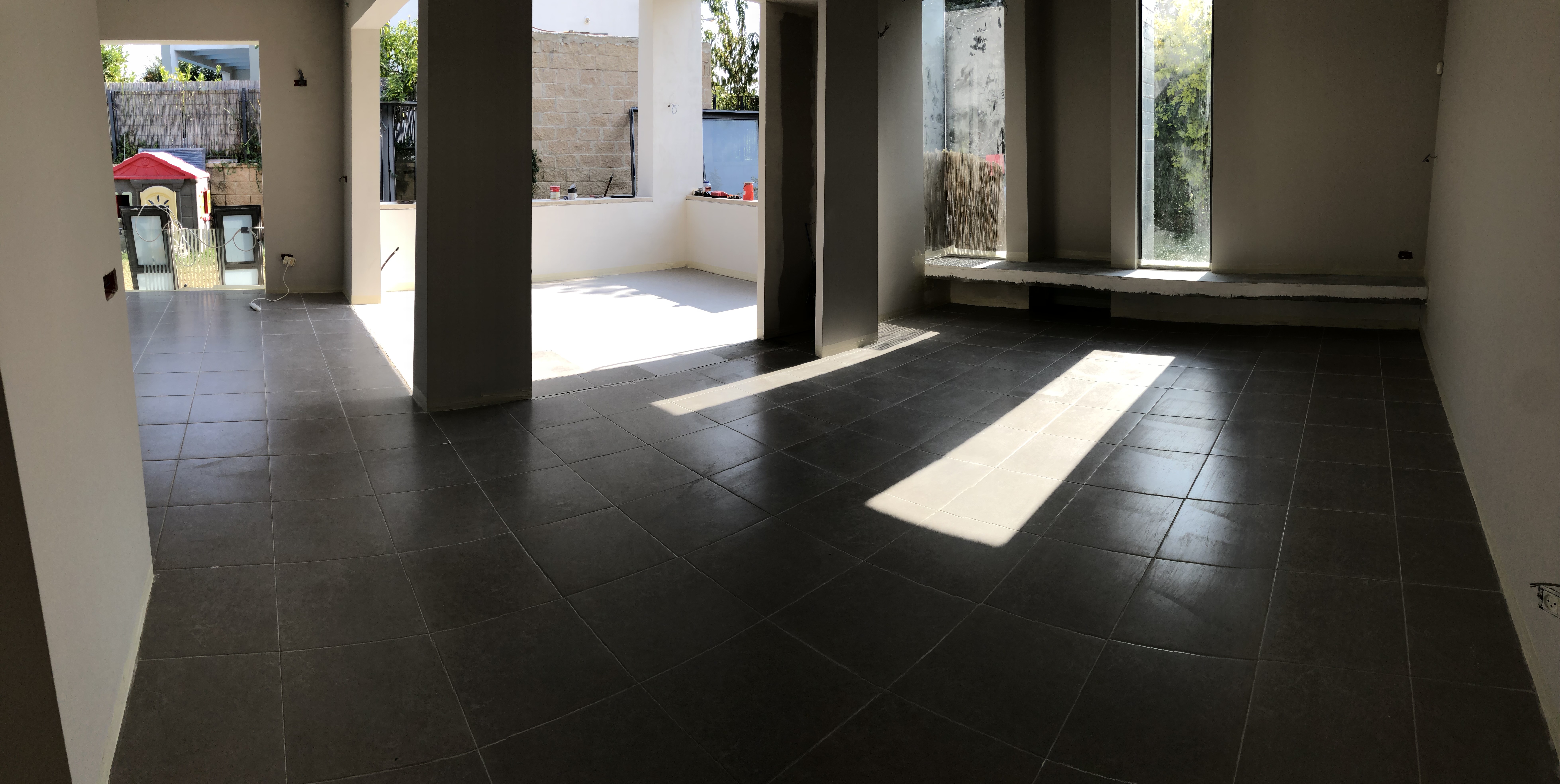 מיקרוטופינג גוון חום לפני ואחרי.