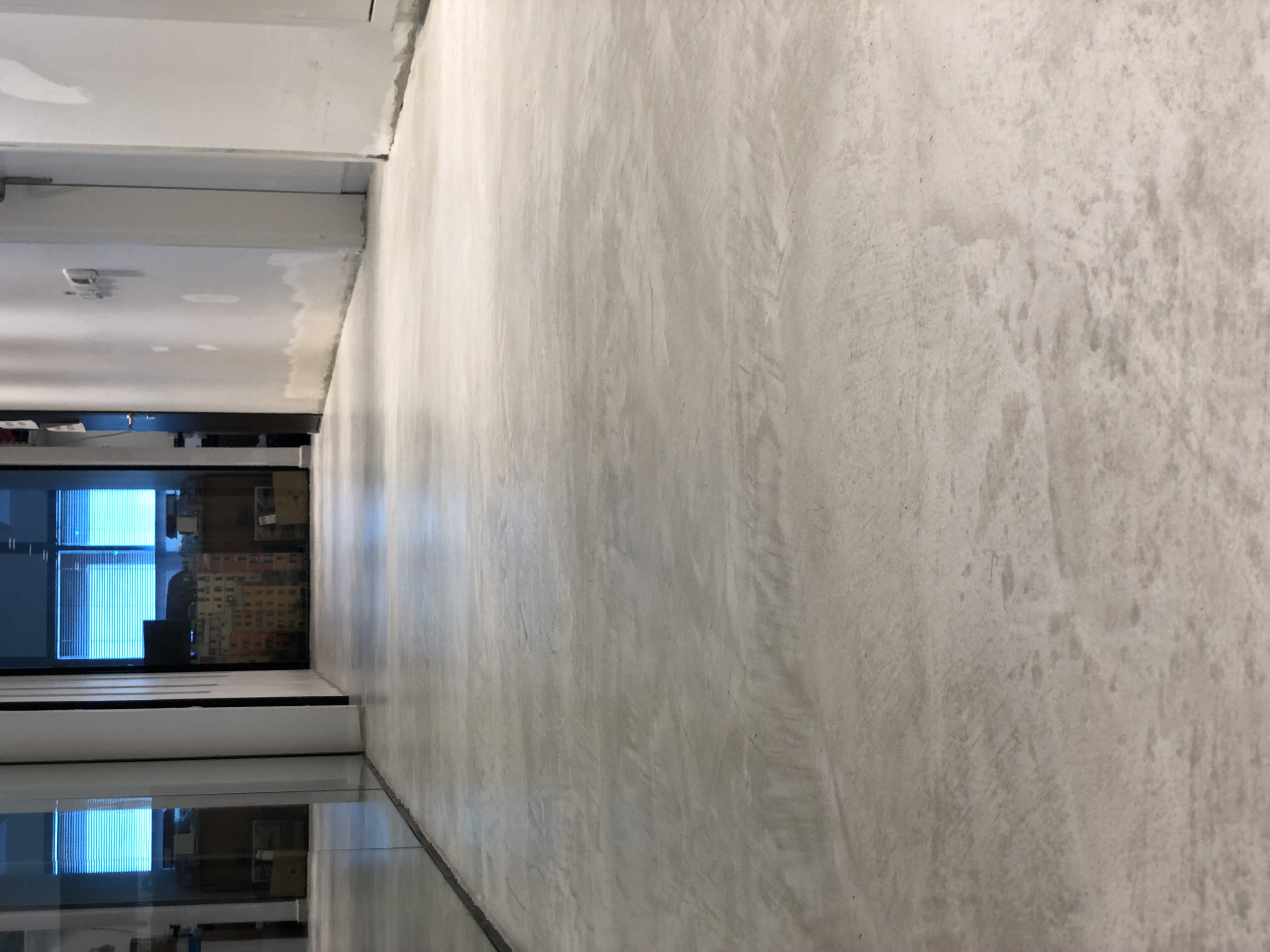 בניין בית טיוטה  חיפוי ריצפה לפני ואחרי