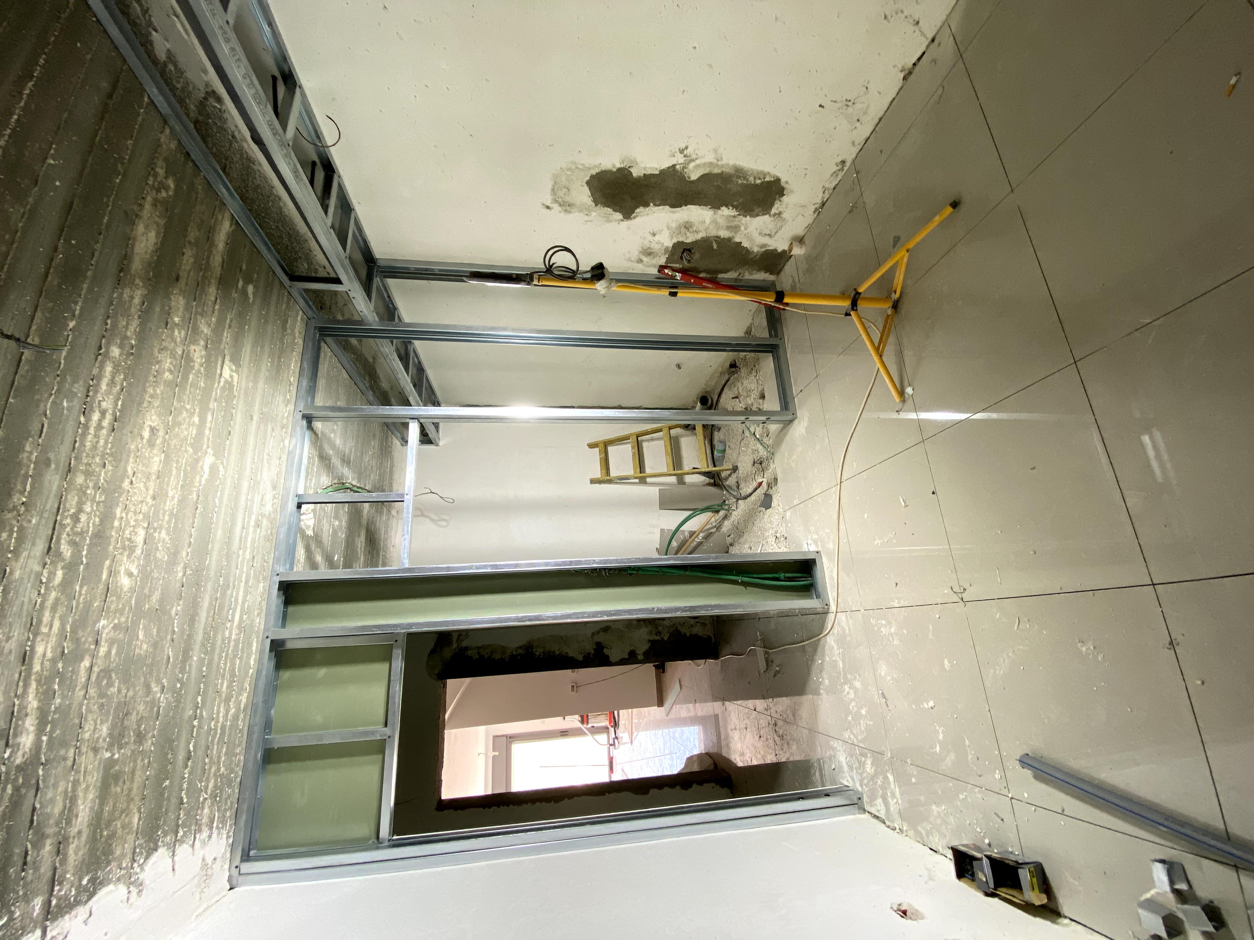 שיפוץ לדירה מקבלן + הוספה 2 חדרים בבניה