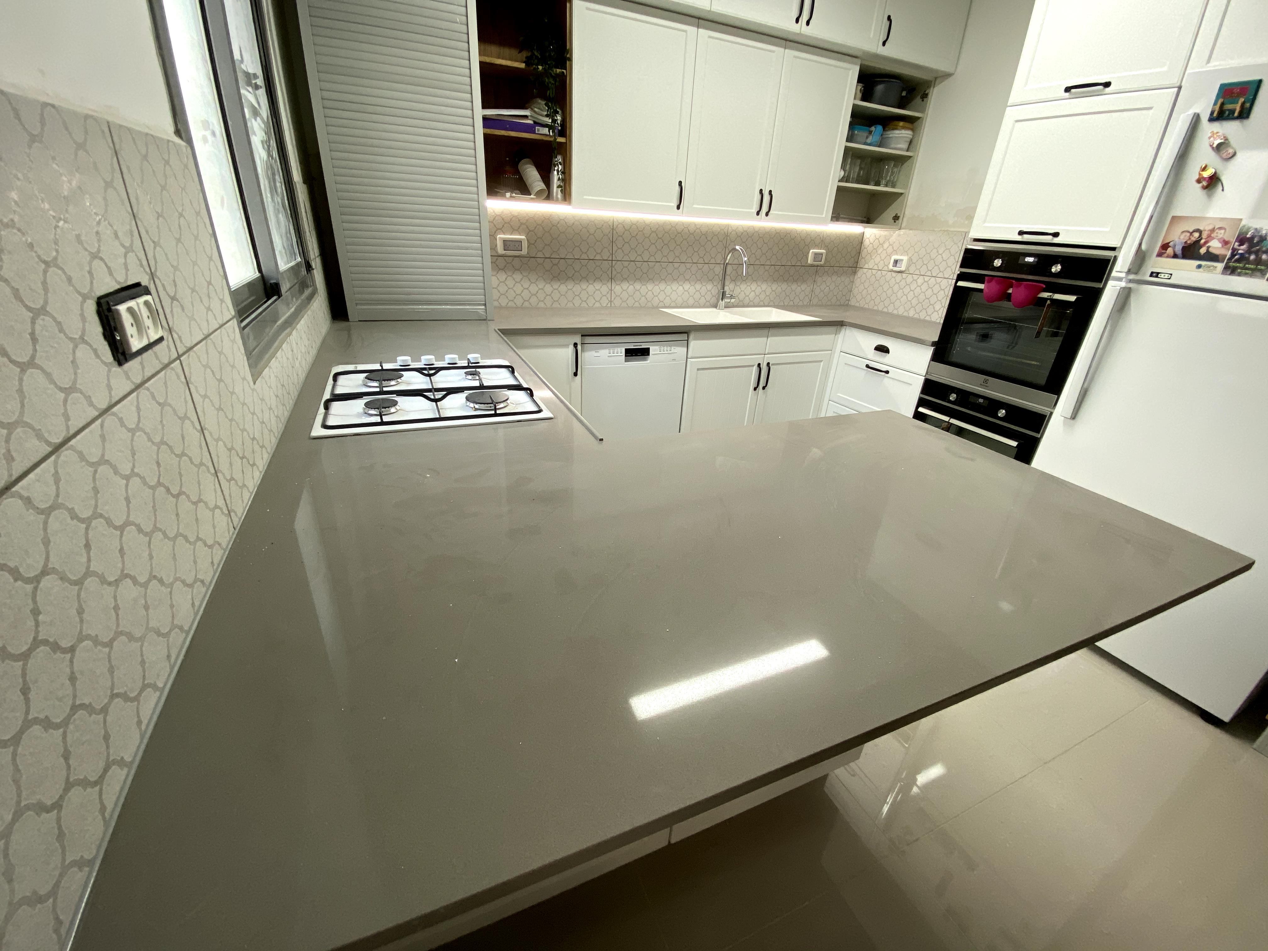 שיפוץ לדירה מקבלן + הוספה 2 חדרים בבניה