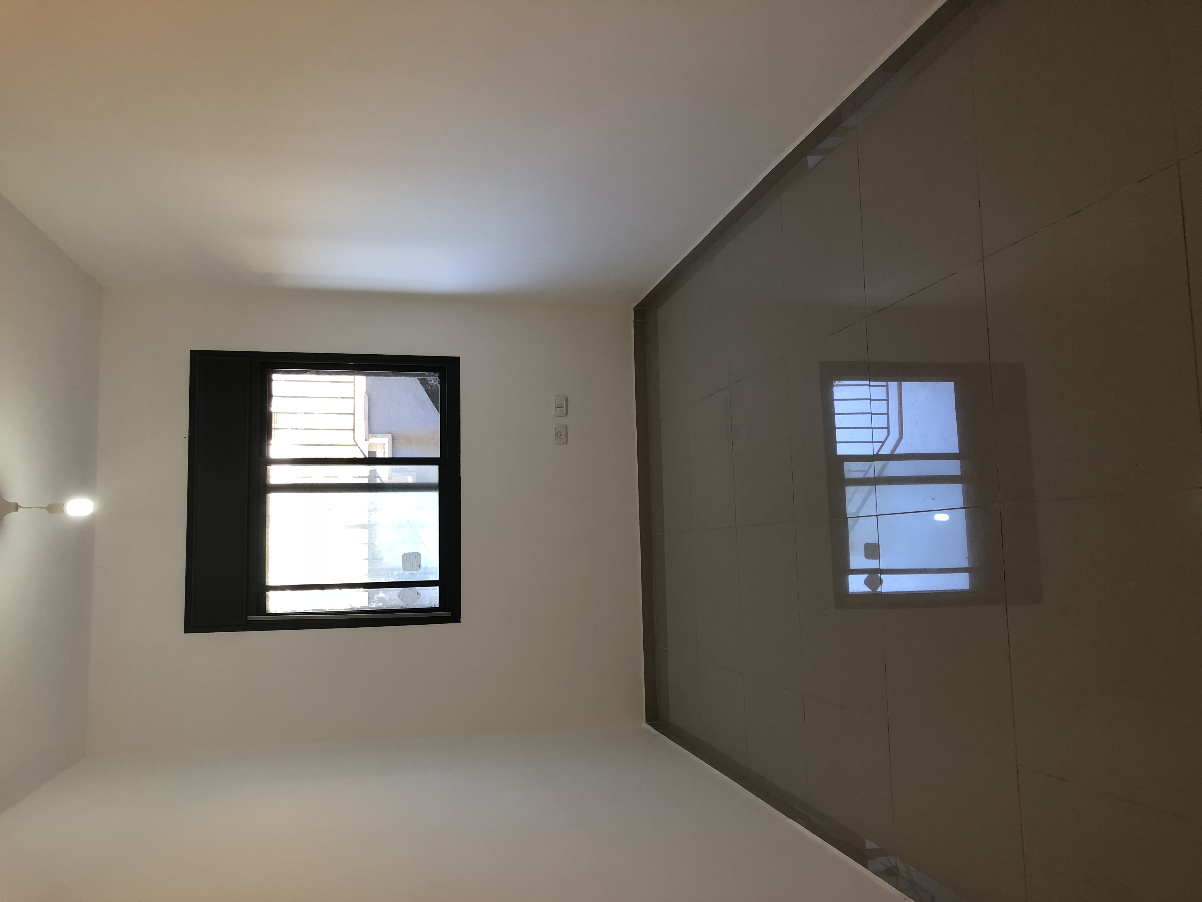 צביעה כללית לבית 5 חדרים .