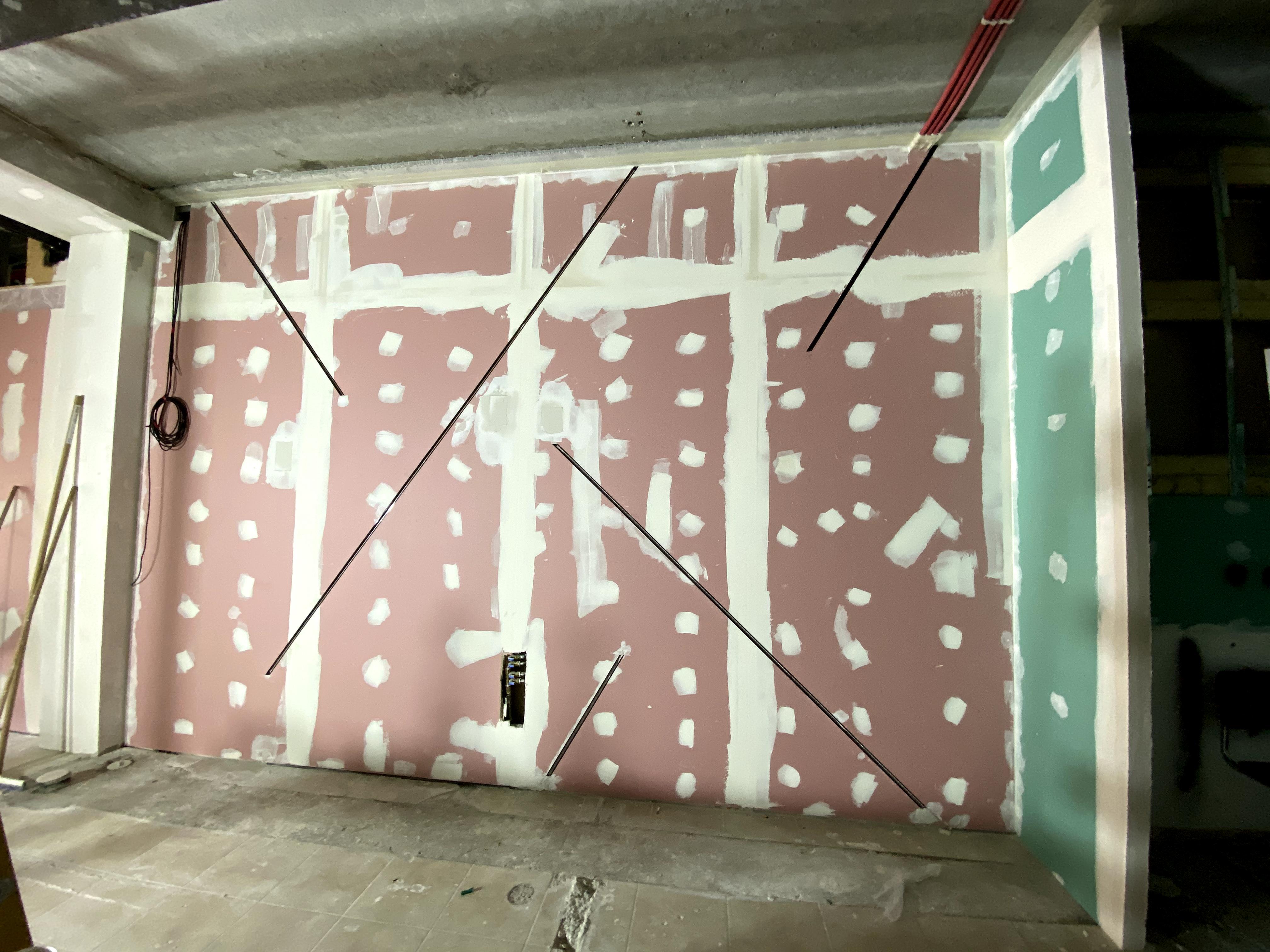 המספרה ! תכנון עיצוב וביצוע על ידי  .