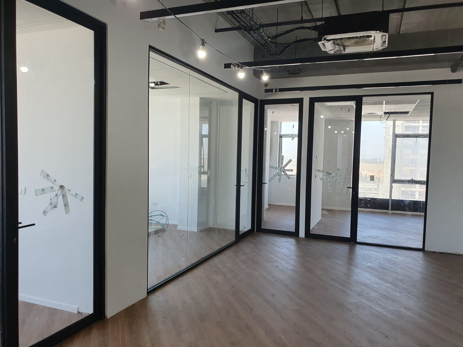 שיפוץ משרדים